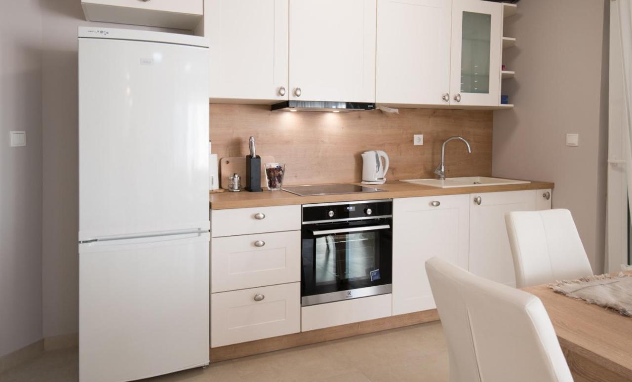 Brand New Aparment With Sea View & Swimming Pool At Ciovo - Villa Fiorentini Trogir Buitenkant foto